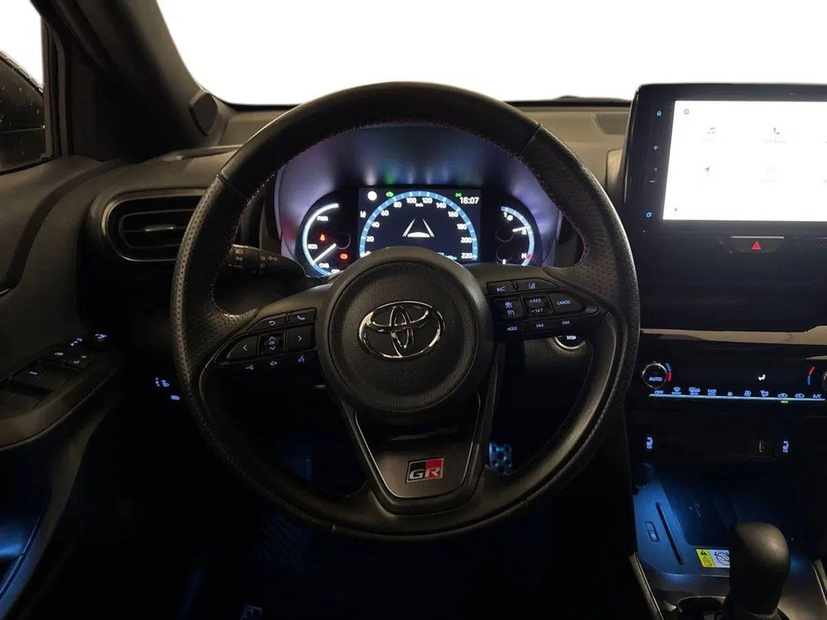 Toyota Yaris Cross usata a Firenze (10)
