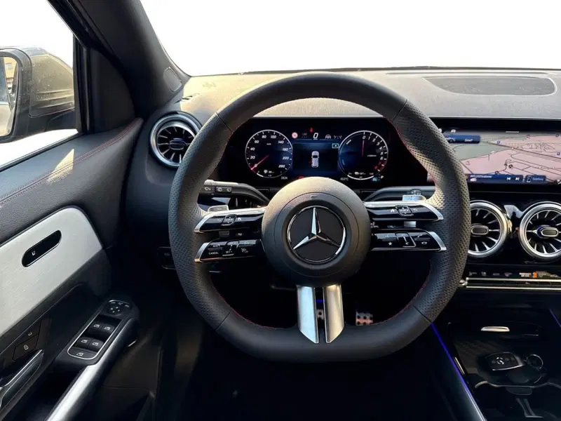 Mercedes-Benz GLA SUV usata a Firenze (11)