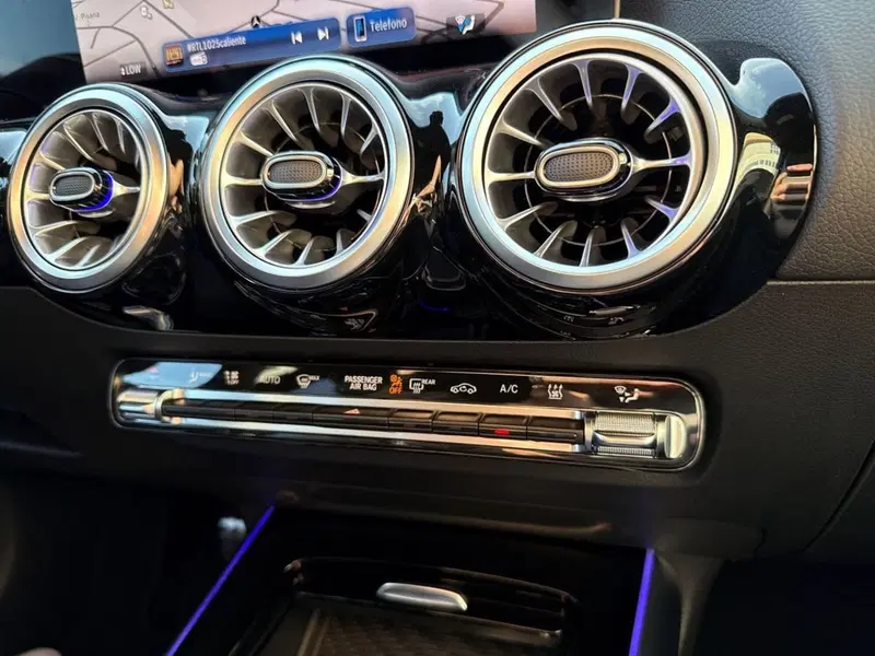 Mercedes-Benz GLA SUV usata a Firenze (14)