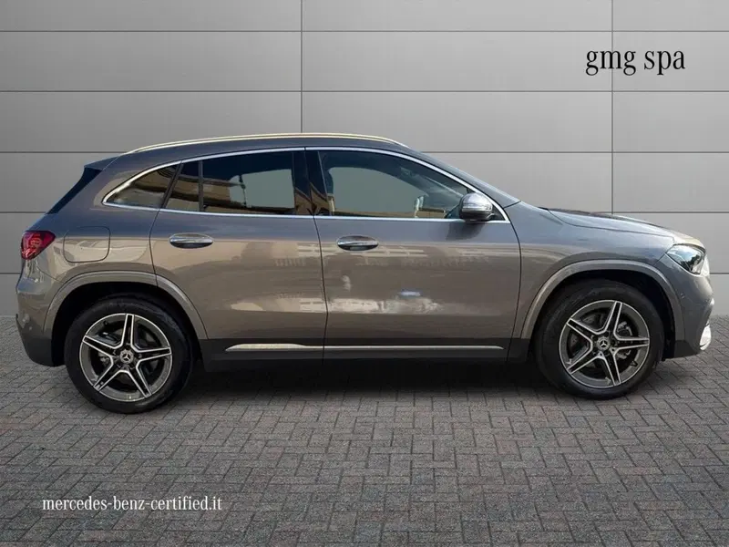Mercedes-Benz GLA SUV usata a Firenze (5)