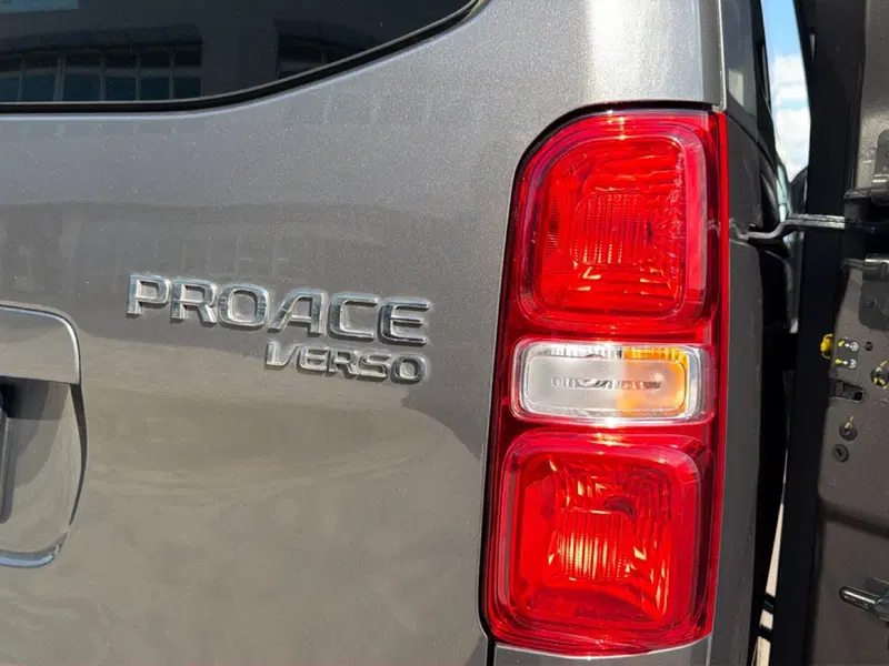 Toyota Proace Verso usata a Vicenza (11)