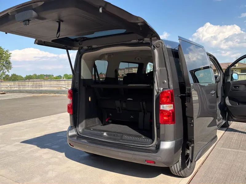 Toyota Proace Verso usata a Vicenza (12)