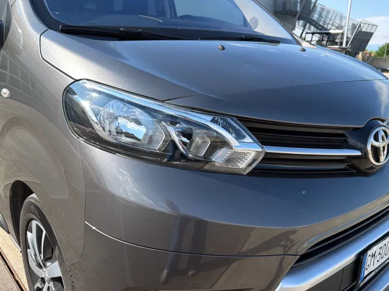 Toyota Proace Verso usata a Vicenza (7)