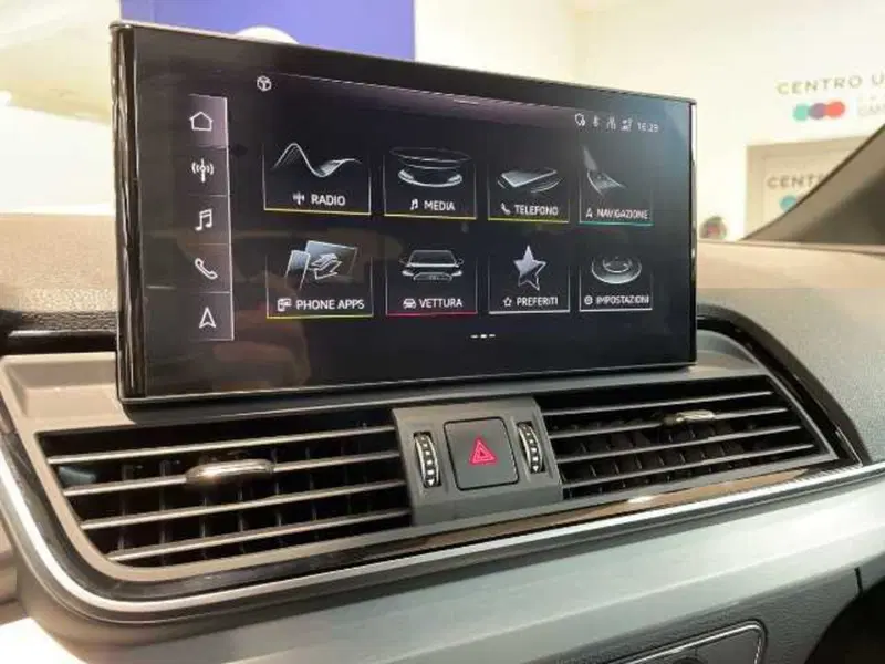 Audi Q5 Sportback usata a Prato (8)