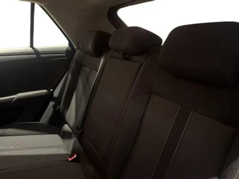Volkswagen T-Roc usata a Prato (12)