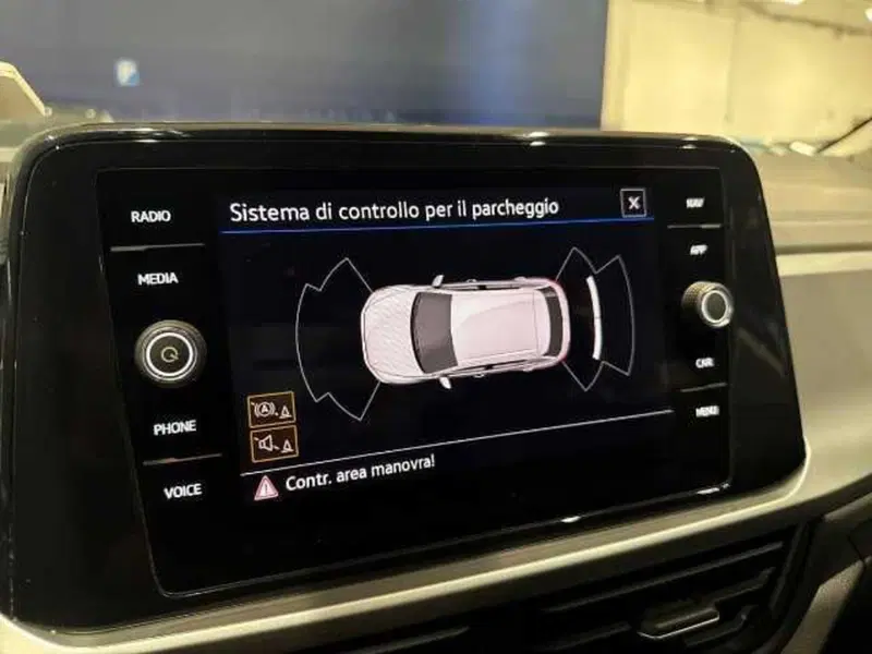 Volkswagen T-Roc usata a Prato (17)