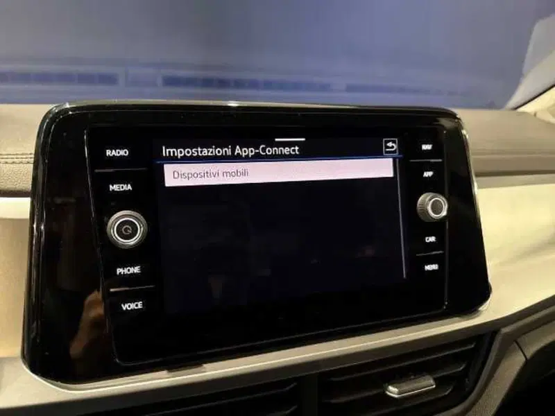 Volkswagen T-Roc usata a Prato (18)
