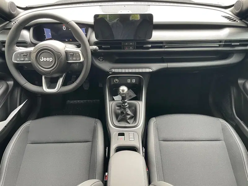 Jeep Avenger nuova a Ancona (10)