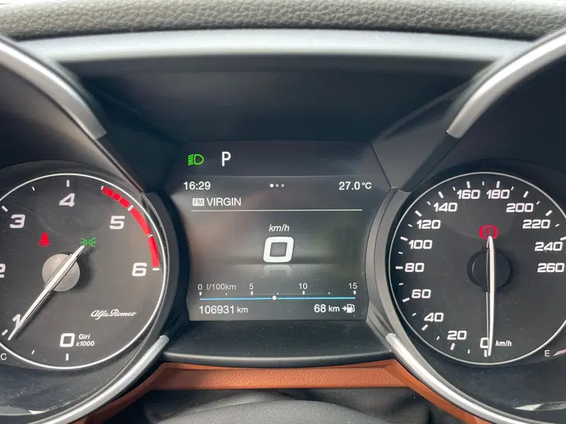 Alfa Romeo Giulia usata a Ancona (12)