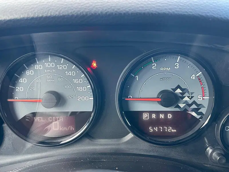 Jeep Wrangler Unlimited usata a Ancona (14)
