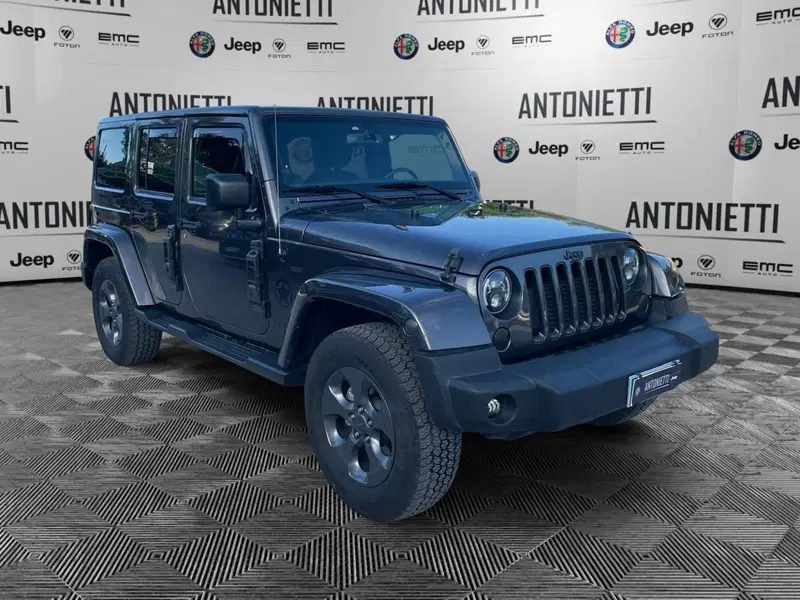 Jeep Wrangler Unlimited usata a Ancona (3)