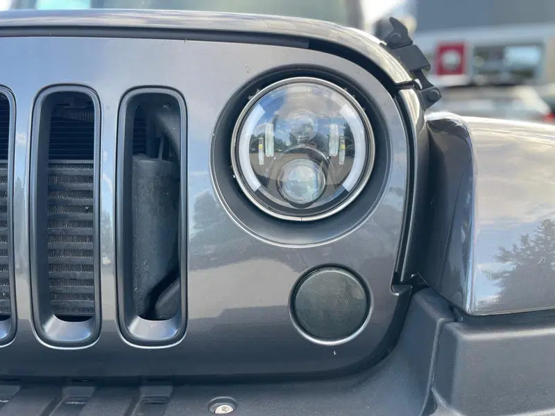 Jeep Wrangler Unlimited usata a Ancona (9)