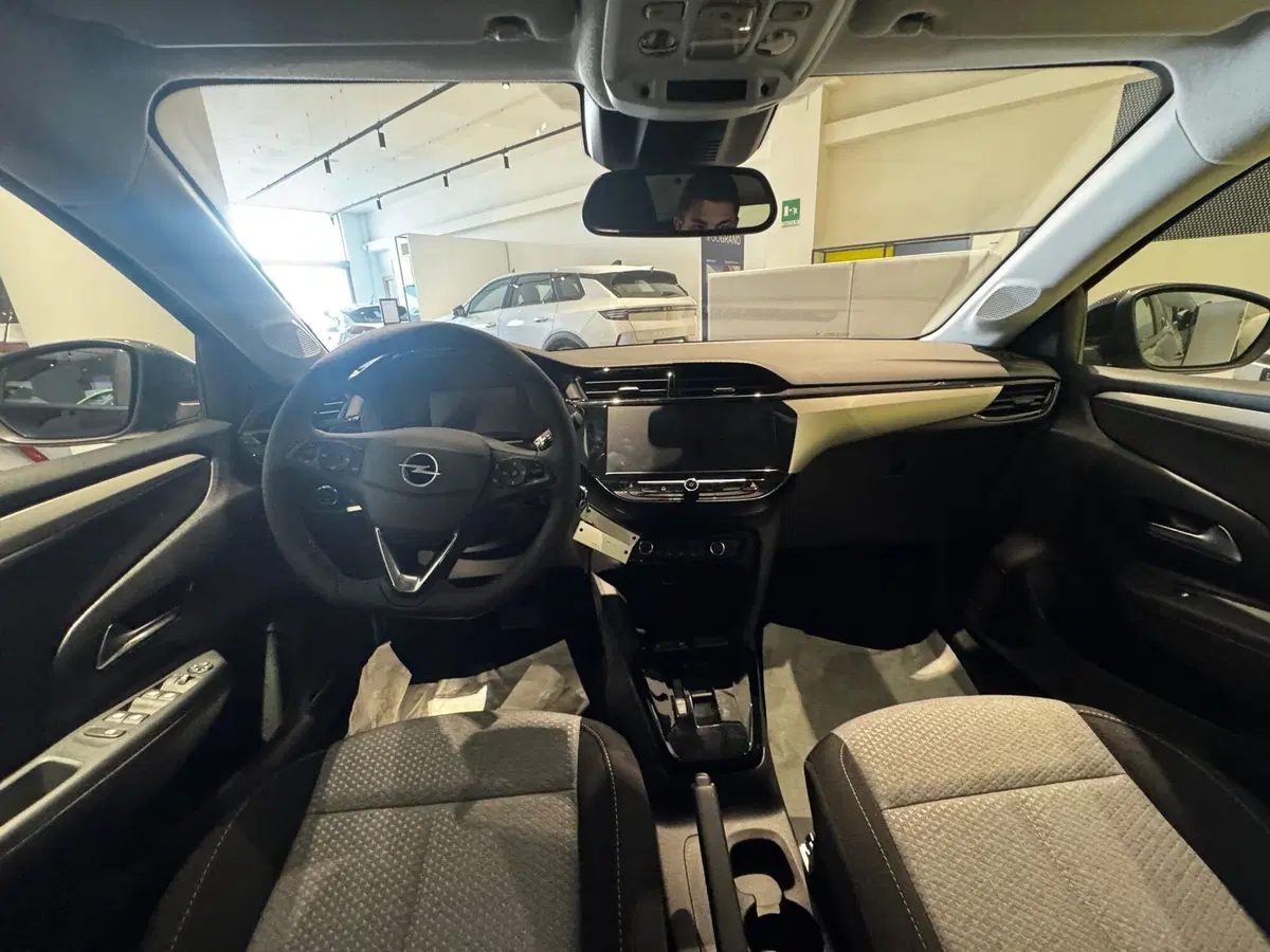 Opel Corsa nuova a Frosinone (9)