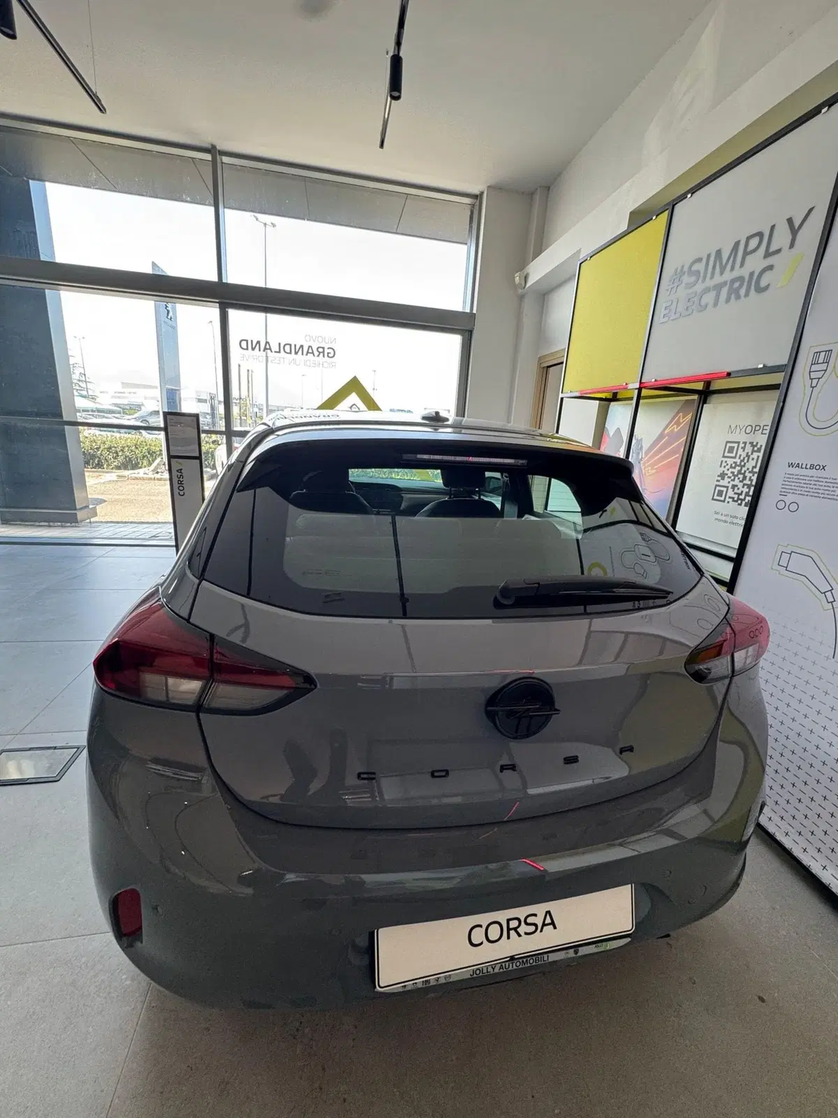 Opel Corsa nuova a Frosinone (4)