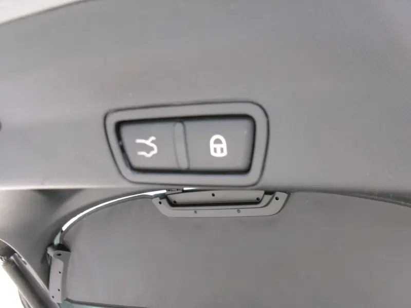 Alfa Romeo Stelvio usata a Venezia (20)