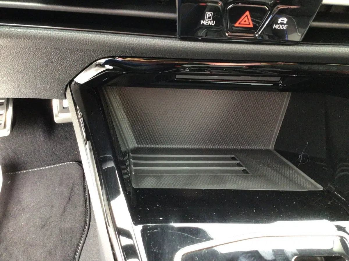Volkswagen Golf nuova a Genova (19)