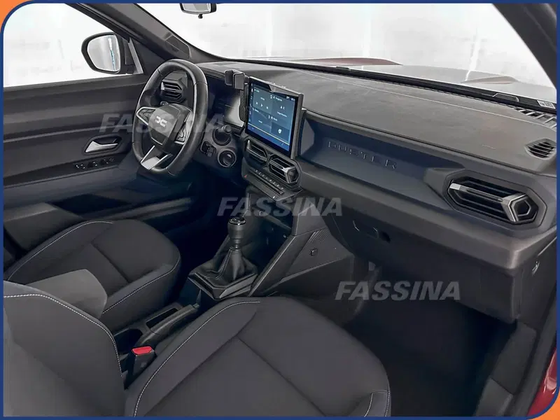 Dacia Duster usata a Milano (13)