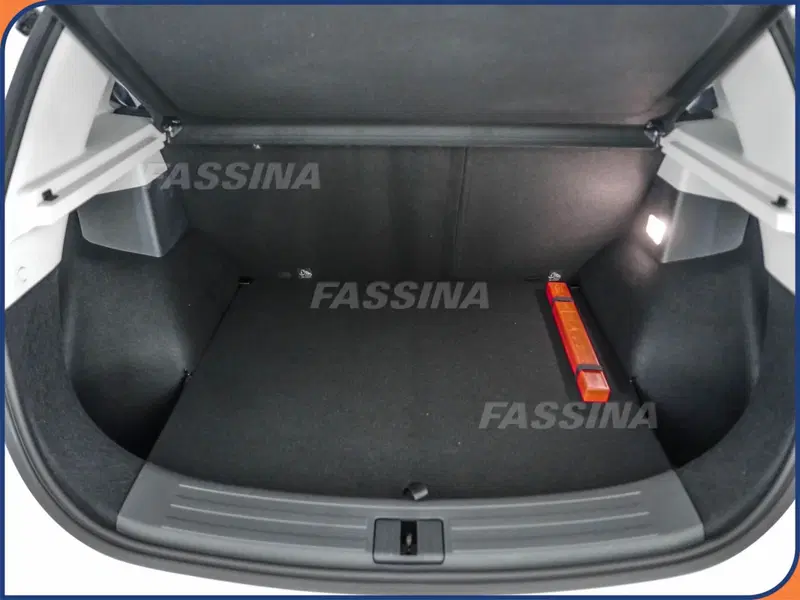 Mg ZS usata a Milano (11)