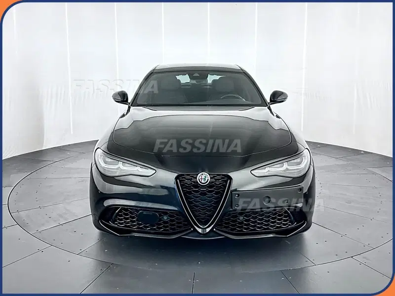 Alfa Romeo Giulia usata a Milano (2)