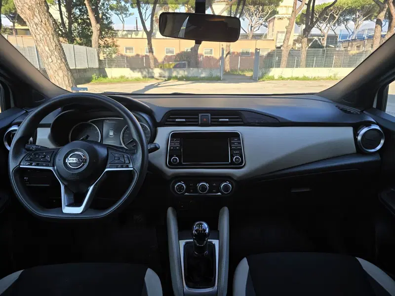 Nissan Micra usata a Massa-Carrara (6)