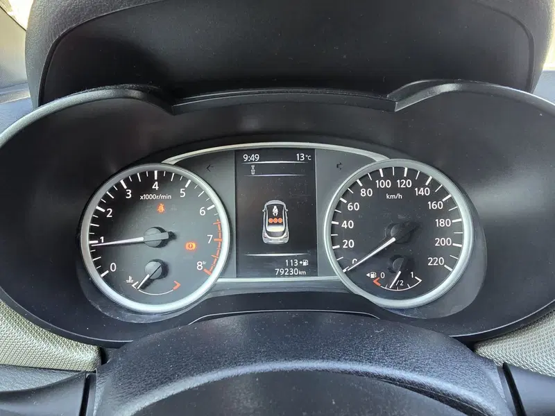 Nissan Micra usata a Massa-Carrara (9)