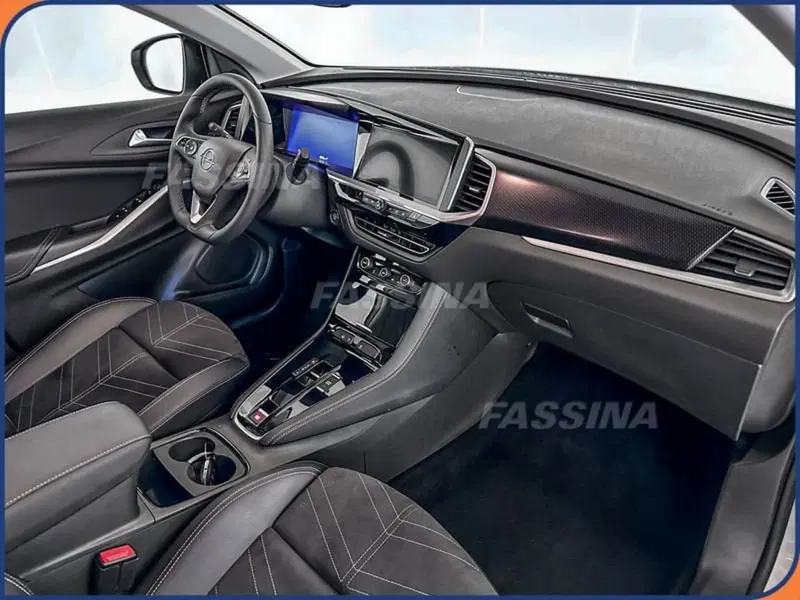 Opel Grandland usata a Milano (13)