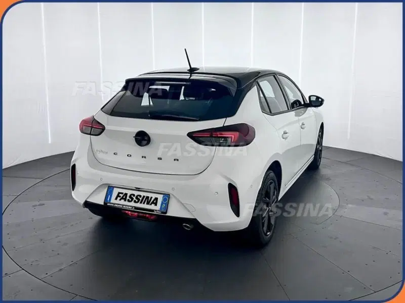 Opel Corsa usata a Milano (6)