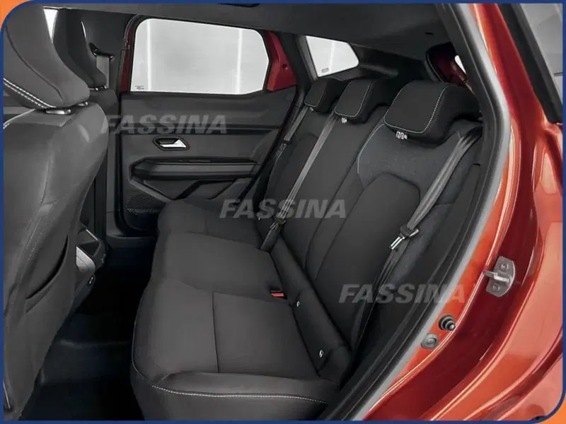 Dacia Duster usata a Milano (11)