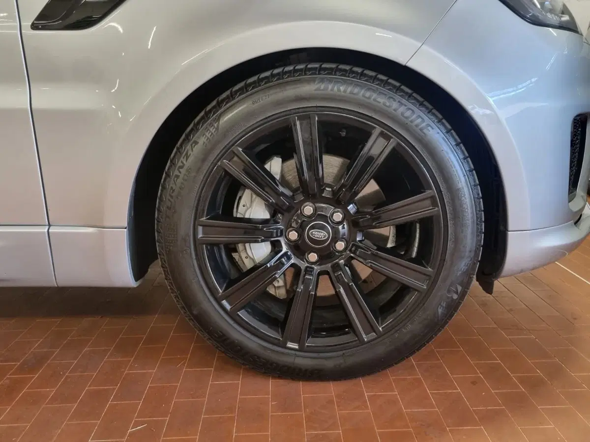 Land Rover Range Rover Sport usata a Brescia (9)