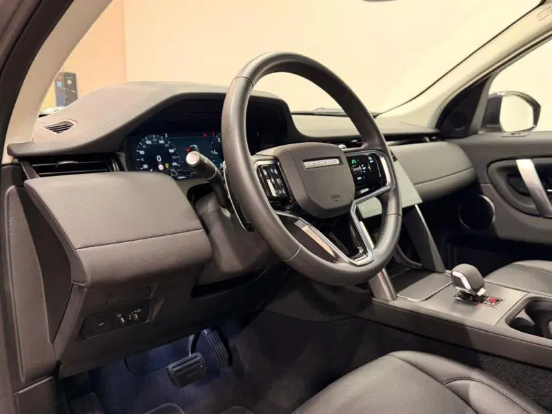 Land Rover Discovery Sport usata a Venezia (8)