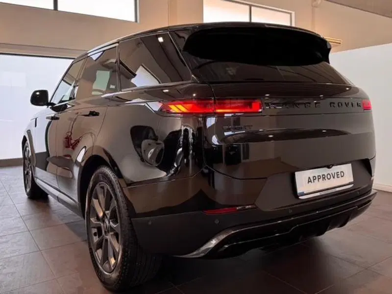 Land Rover Range Rover Sport usata a Venezia (16)