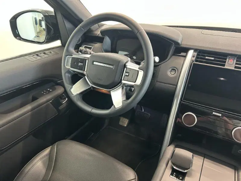 Land Rover Discovery usata a Venezia (16)