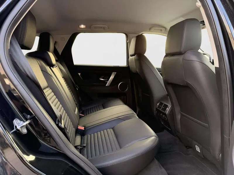 Land Rover Discovery Sport usata a Siena (5)