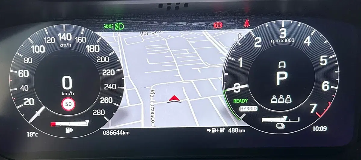 Land Rover Discovery Sport usata a Ferrara (10)