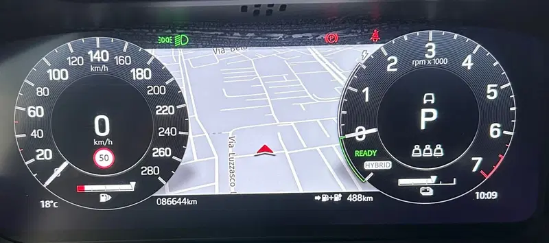 Land Rover Discovery Sport usata a Ferrara (10)
