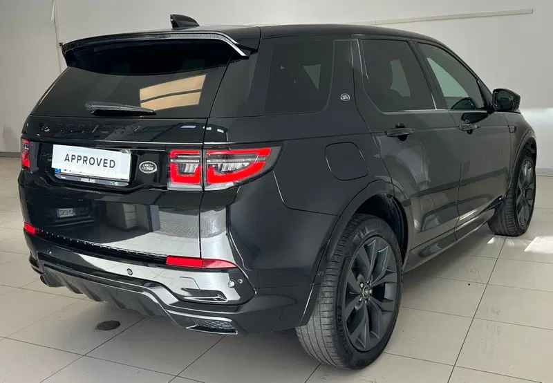 Land Rover Discovery Sport usata a Ferrara (2)
