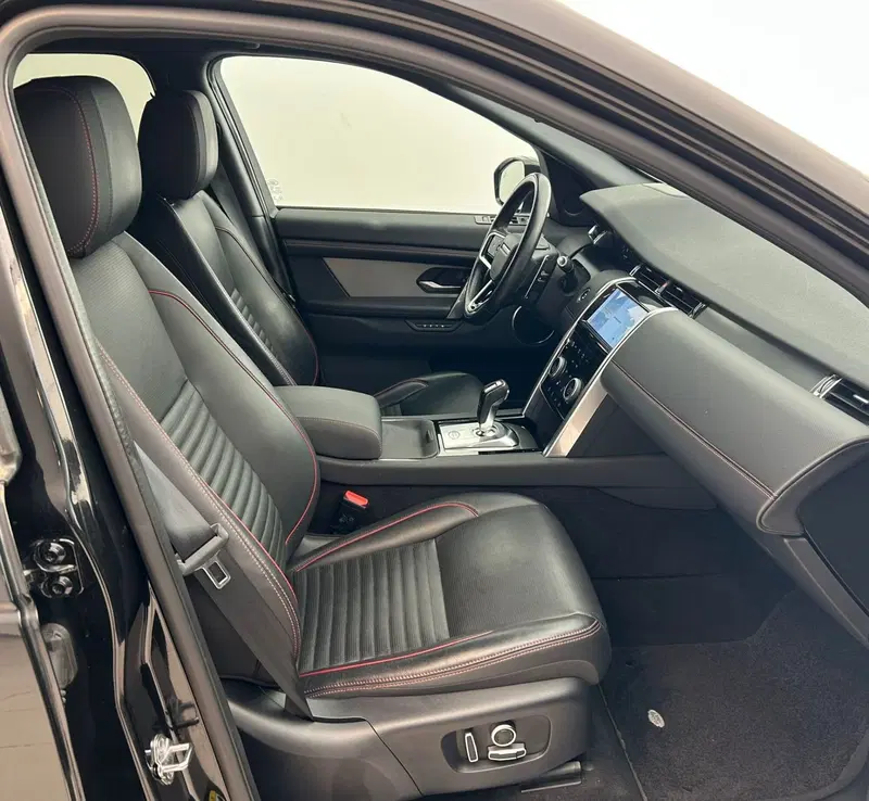 Land Rover Discovery Sport usata a Ferrara (3)