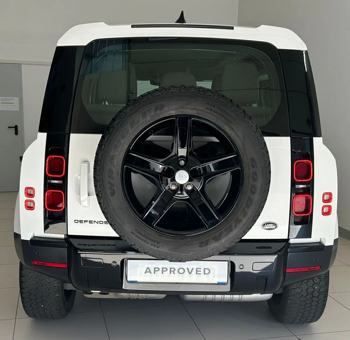 Land Rover Defender usata a Ferrara (7)