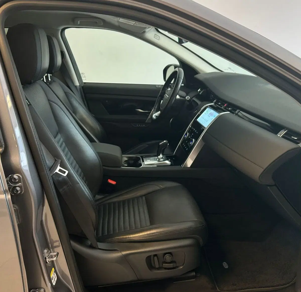 Land Rover Discovery Sport usata a Ferrara (3)