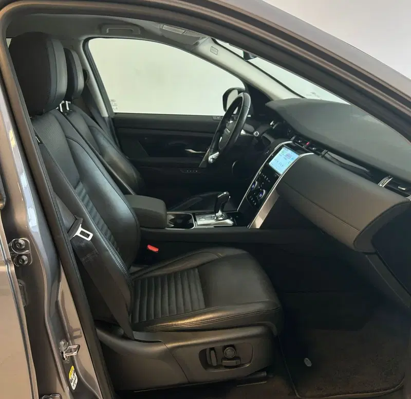 Land Rover Discovery Sport usata a Ferrara (3)