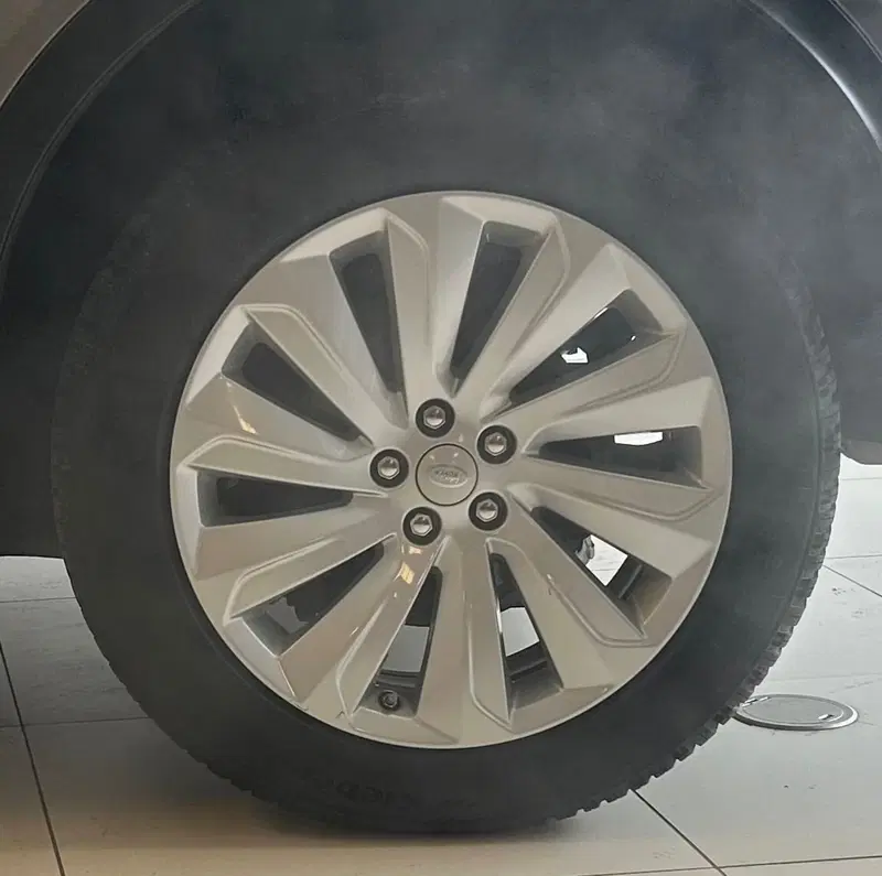 Land Rover Discovery Sport usata a Ferrara (9)
