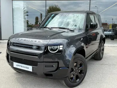 Land Rover Defender 90 3.0d i6 mhev X-Dynamic SE awd 200cv auto del 2025 usata a San Benedetto del Tronto