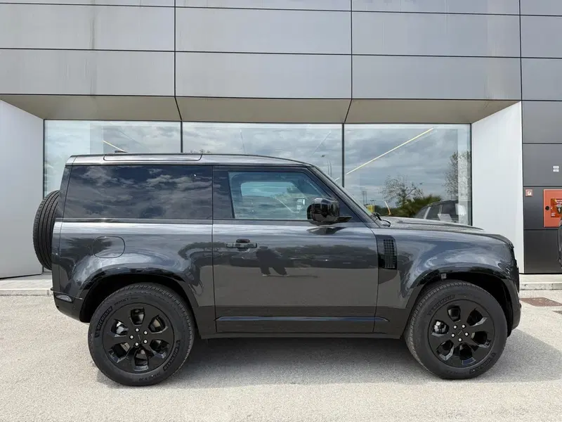 Land Rover Defender usata a Ascoli Piceno (6)