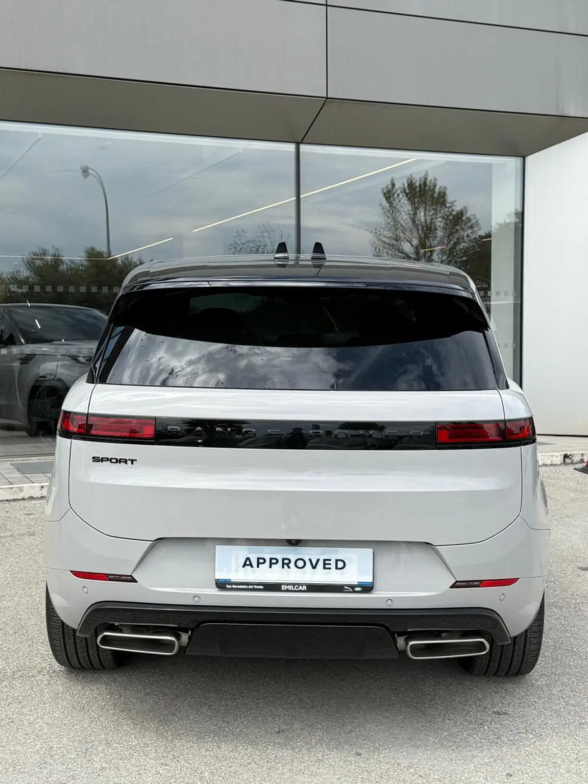 Land Rover Range Rover Sport usata a Ascoli Piceno (7)
