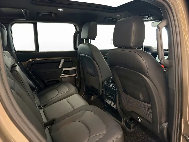 Land Rover Defender usata a Modena (12)
