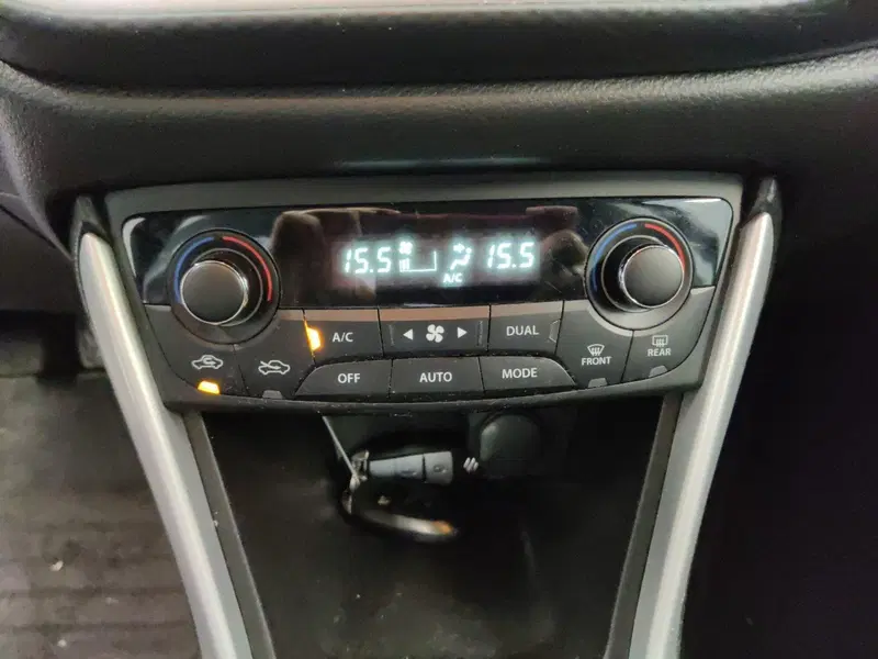 Suzuki S-Cross usata a Arezzo (17)