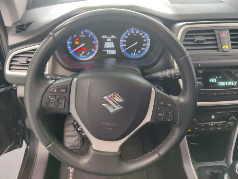 Suzuki S-Cross usata a Arezzo (20)