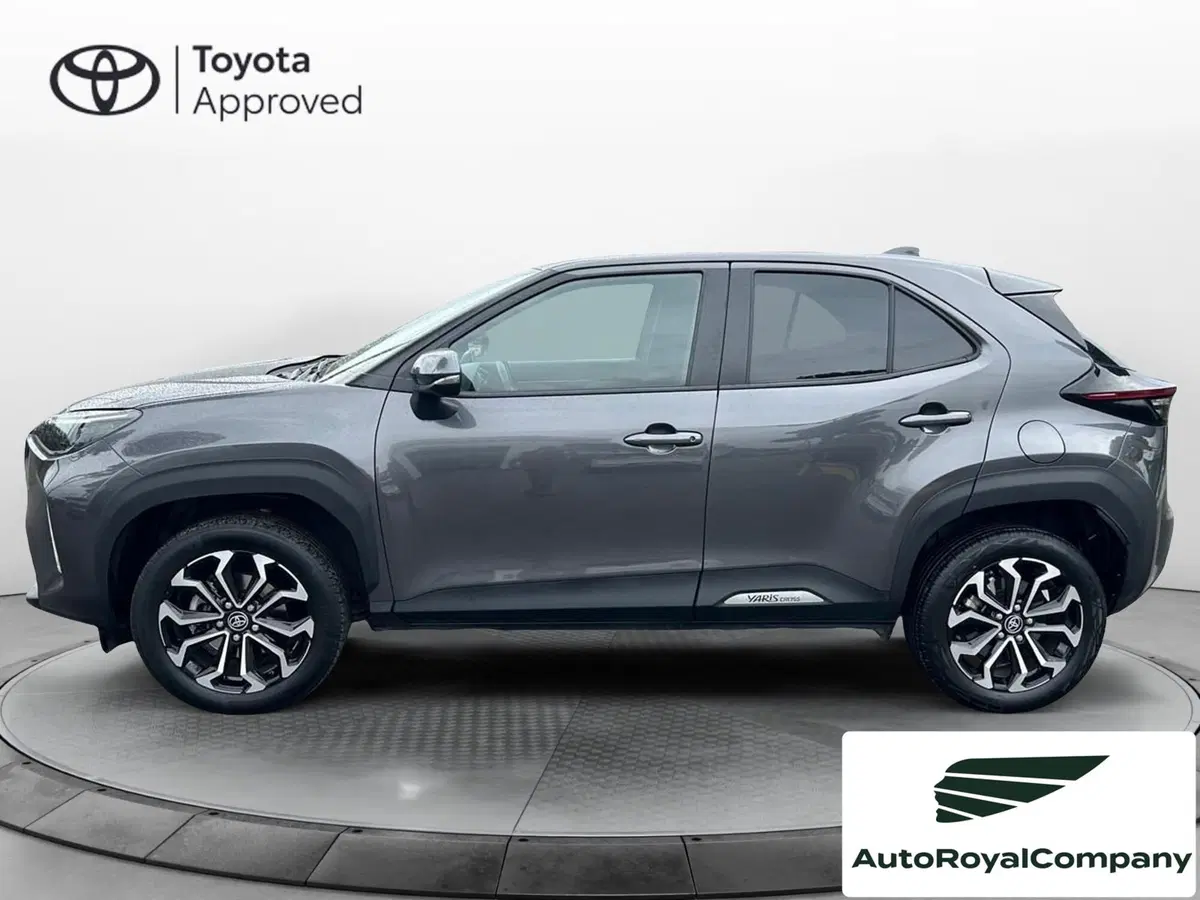 Toyota Yaris Cross usata a Roma (9)