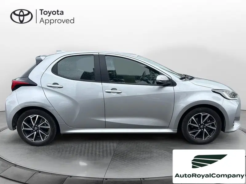 Toyota Yaris usata a Roma (11)