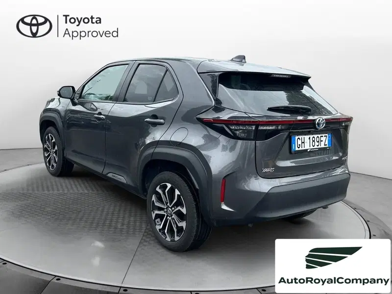 Toyota Yaris Cross usata a Roma (11)